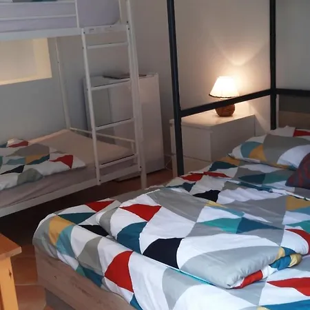 Casa Marina ホステル アンティーブ