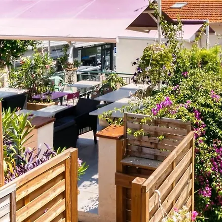 Casa Marina ホステル *